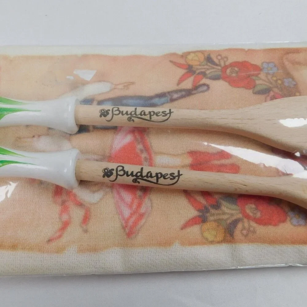 Budapest Hungary Souvenir Set 12 Inch Wooden Salad Spoon Fork Kitchen Towel New